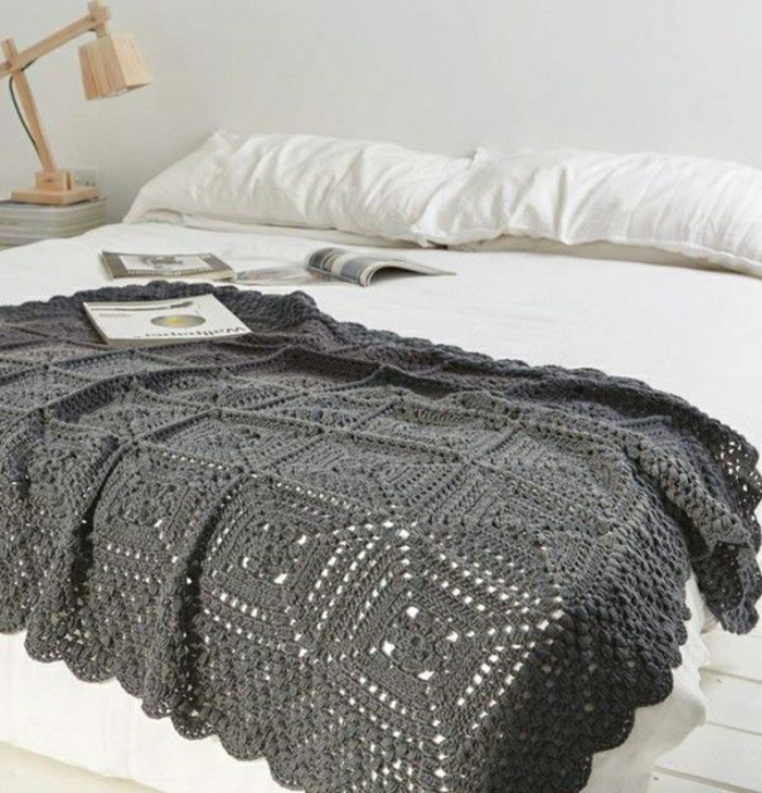 pleteni prekrivač-siva ručni rad