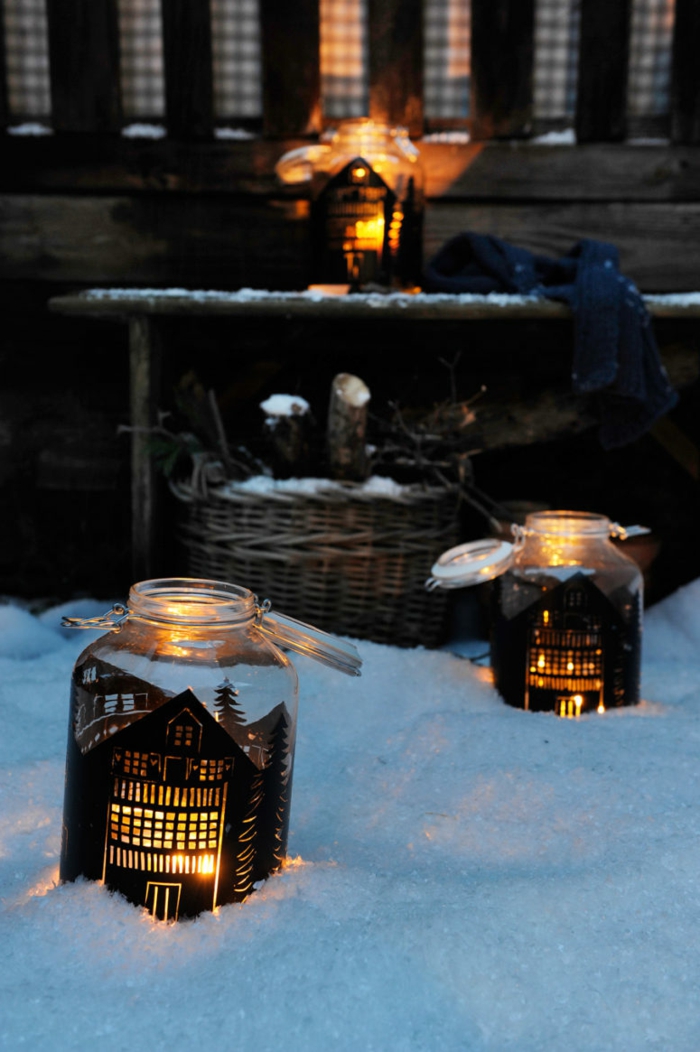 Decorar vasos para Navidad - poner en la nieve afuera, como cabaña con luces