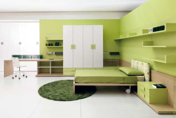 हरे रंग की दीवार डिजाइन के लिए बेडरूम आधुनिक और सुंदर
