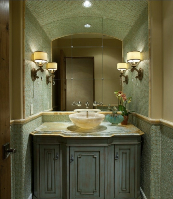 zöld-fürdőszoba-modern-dekoráció-kis-fürdőszoba - tükör modell