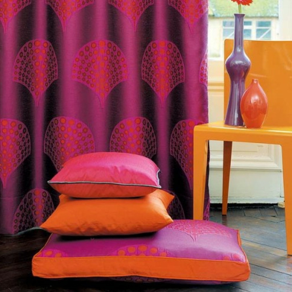 ярки цветове за ориенталски възглавнички за седалки - интересни, ярки завеси
