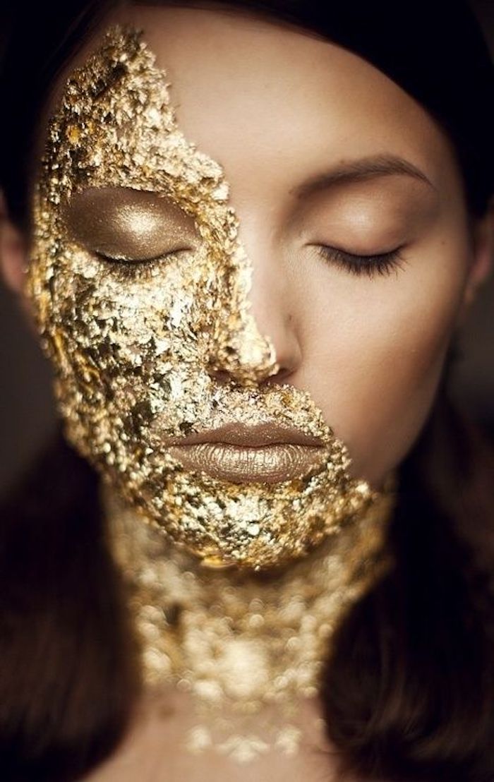 κάντε μια χρυσή Απόκριση μάσκα τον εαυτό σας - καλύψτε το μισό πρόσωπο