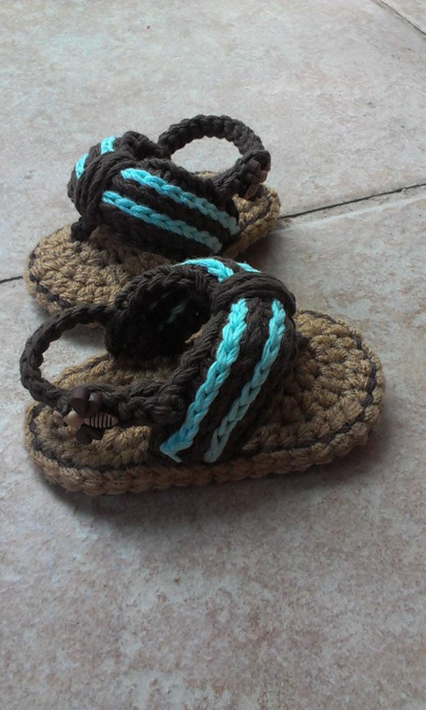 crochet-para-baby-crochet-bebé zapatos-con-hermosa-design_sandalen