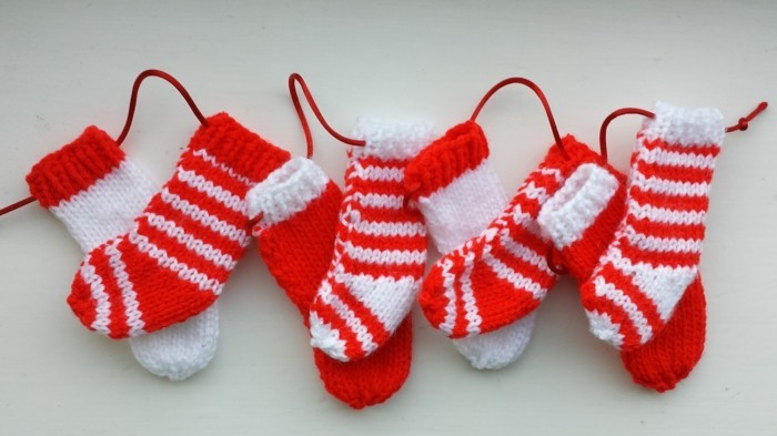 Horgolt-for-karácsony-koszorú-of-kis zokni