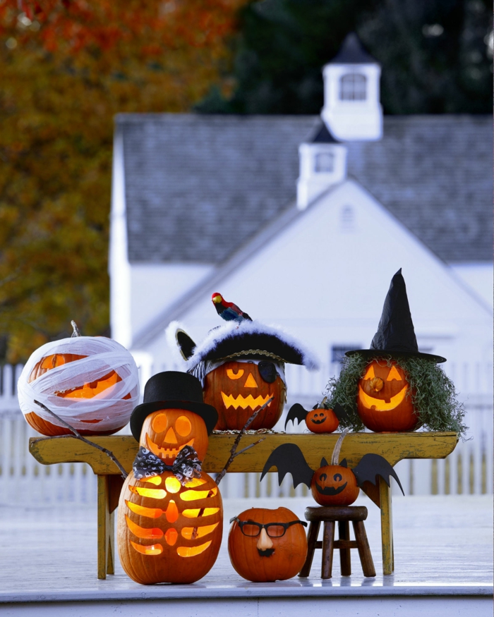 Carving és díszítése sütőtök, múmia, hóember, kalóz, boszorkány és denevérek, hűvös halloween dekoráció