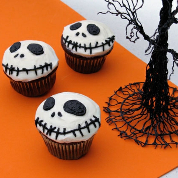 Halloween sütemény három koponya