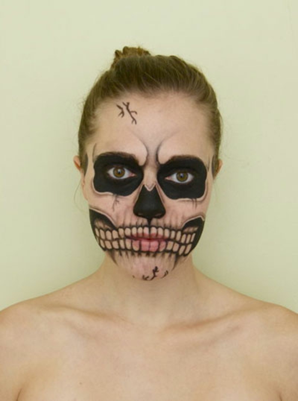 halloween-zombie-meikki-musta väri