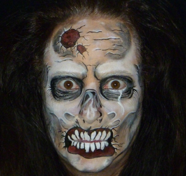 Halloween zombi make-up crna pozadina