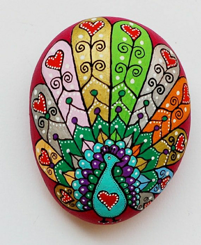 ръчно рисувани камък червен Фондация Peacock рисунка-красив-красива