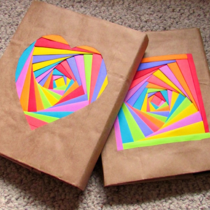 Kaksi kannettavaa värillistä paperia - koristele kouluvarusteita
