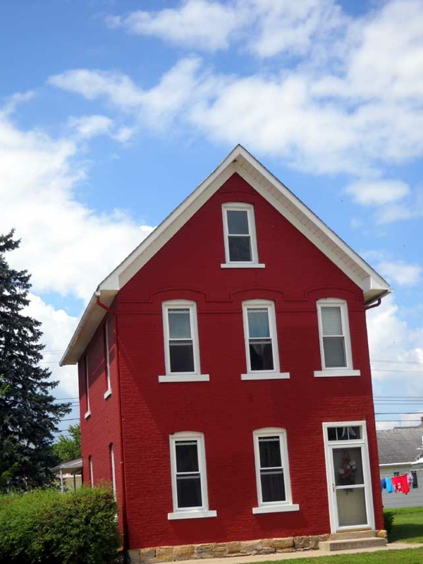 hausfassade boja-kul-crveno-kuća