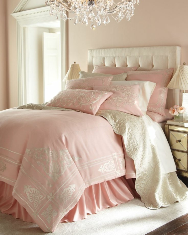 svijetlo plava - posteljina - spavaća soba-u-ružičaste boje