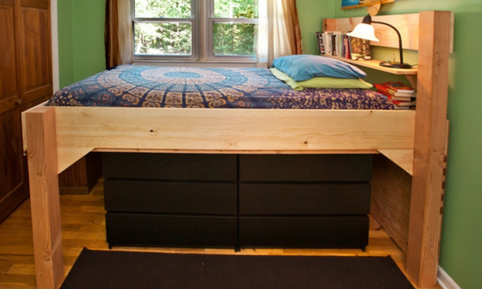 سرير مرتفع مقابل الكبار خشبي تصميم