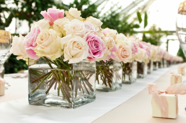 svadbena dekoracija - samotamnjenje - kreativni dizajn - svijetle ruže