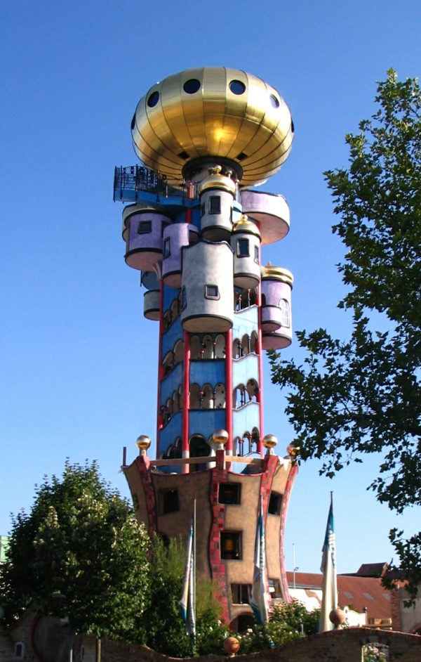 Хундертвасер-арт-Abensberg-Kuchlbauer кула