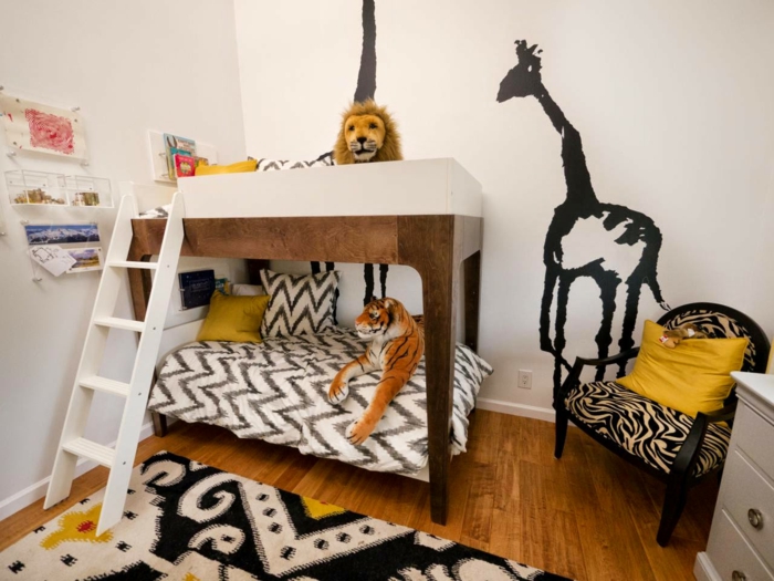 קישוט בחדר ילדים ג 'ירפה אריה נמר המיטה עיצוב עם מדרגות השטיח כרית זברה הדפס