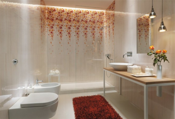 baño de diseño de pared interesante con azulejos modernos y creativos