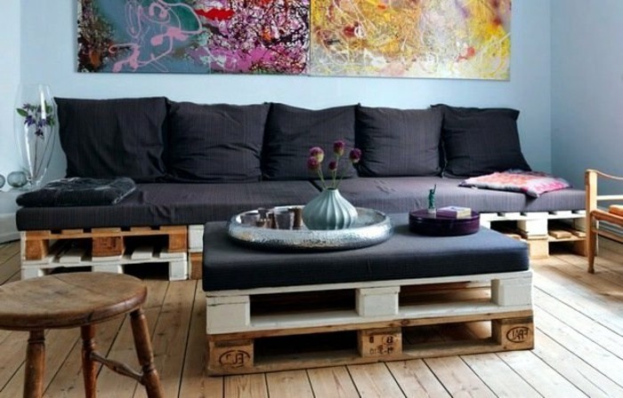 zanimljivo, kreativno-modela-kauč iz-euro palete-u-dnevni boravak