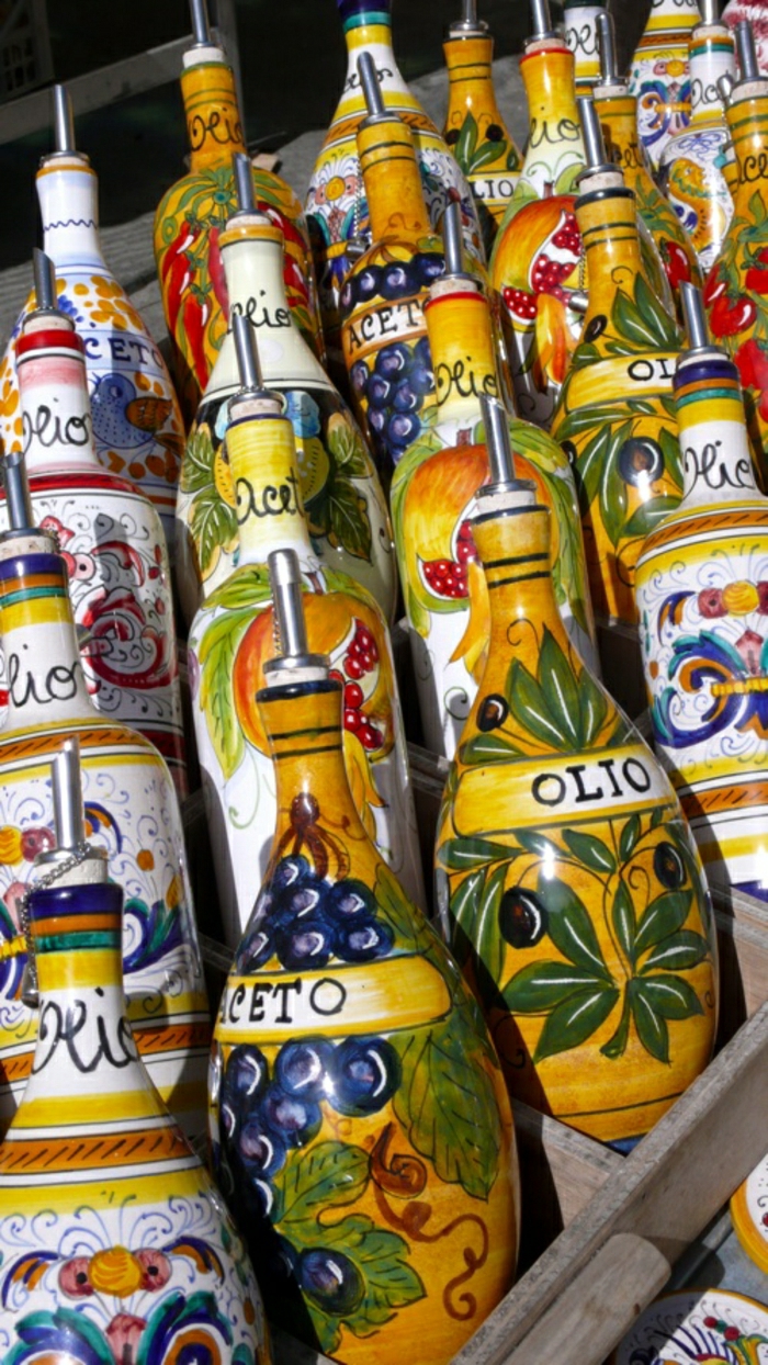 Италиански керамични бутилки олио и оцет