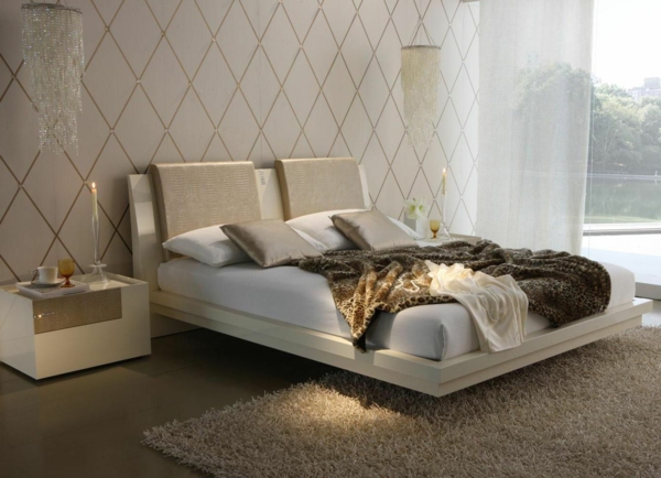 Италианската спалня-красива легла