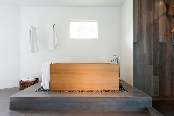 Японска баня-минималистичен външен вид