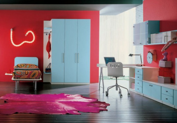 شباب-غرفة-تصميم-سيكلا-لون-السجاد-الأثاث الحديث وأضواء الجدار