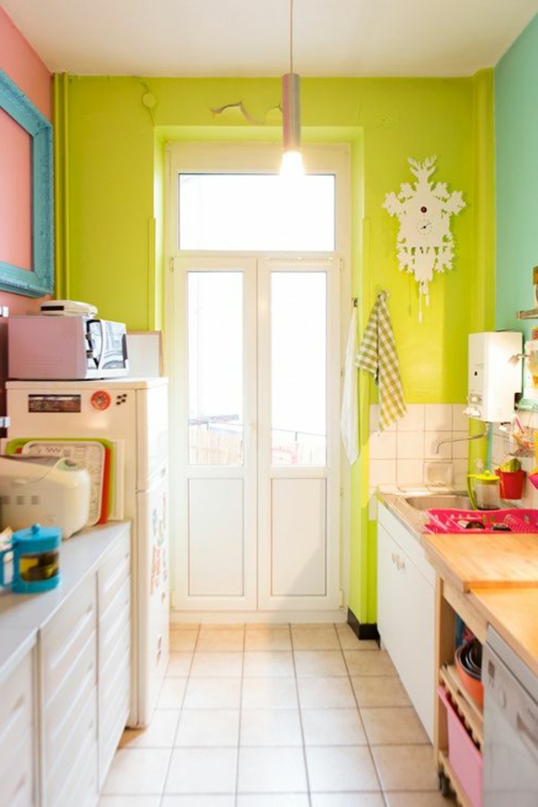 ярки нюанси за оригинална цветова схема на кухнята