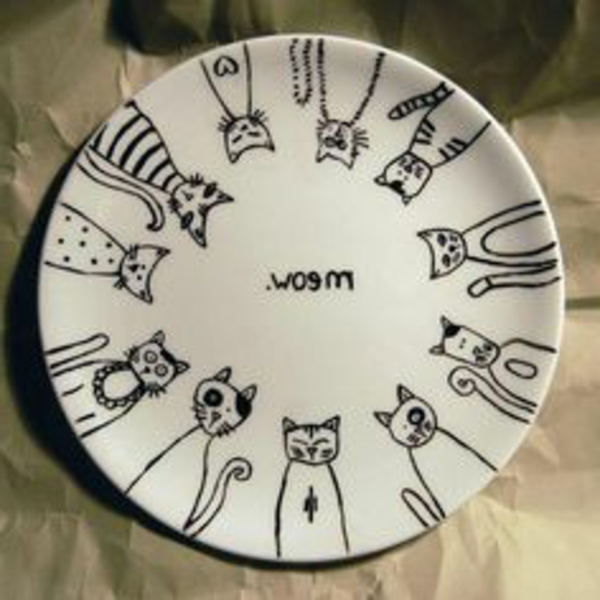 котка фигури-на керамична плоча