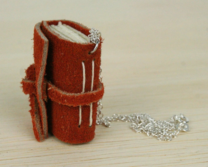 pequeñas cadenas de joyería de la joyería mini-libro