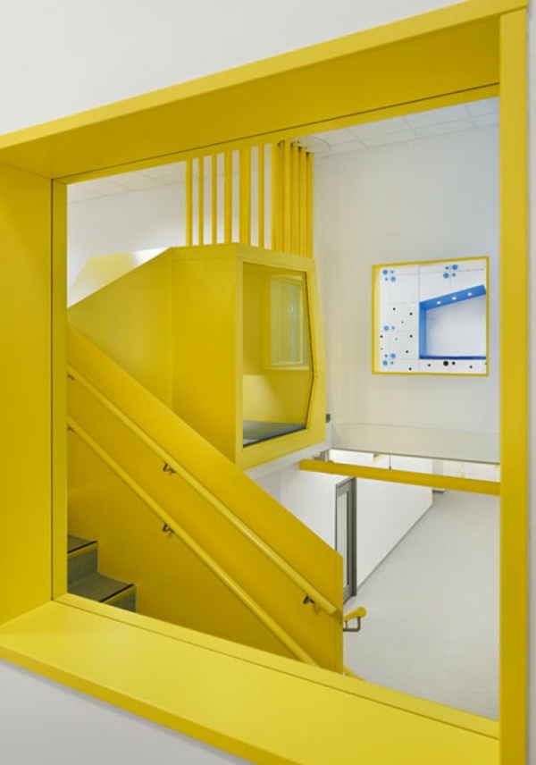 νηπιαγωγείο-εσωτερικό-κίτρινο-τόνους