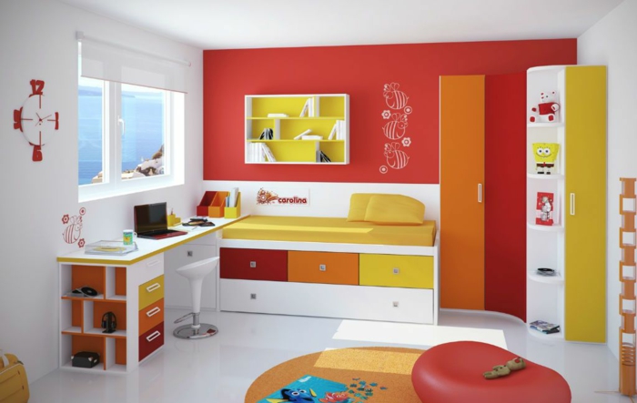 חדר ילדים בנים צהוב כתום אדום צבעים לדירוג תלבושת קיר עיצוב קיר שעונים