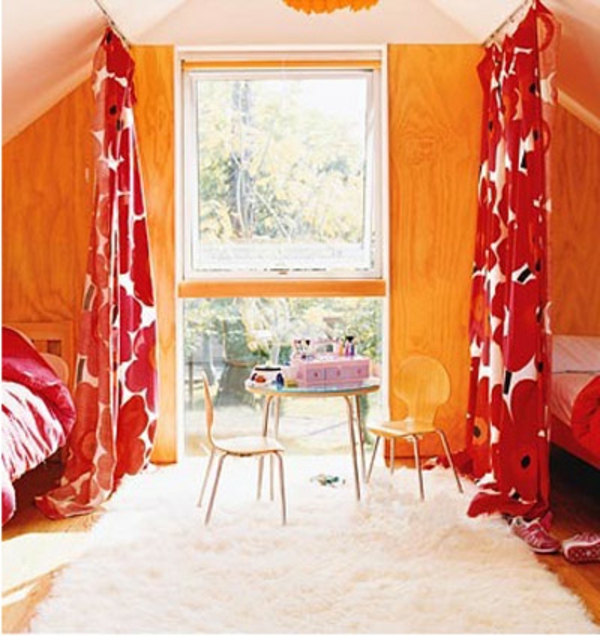 nursery-room-with-curtains-as-divising-room-division idea
