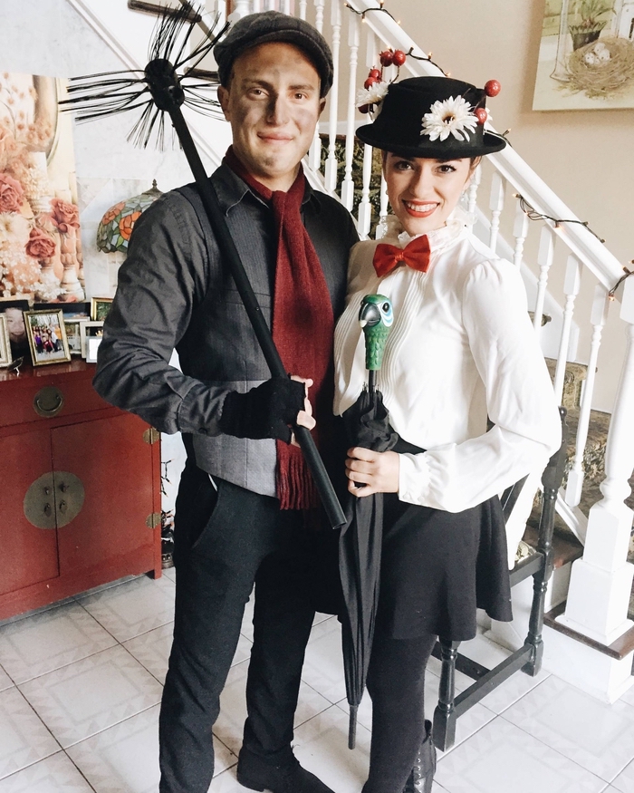 Merry Poppins i Stornsteinsteiger s kišobranom glave papiga