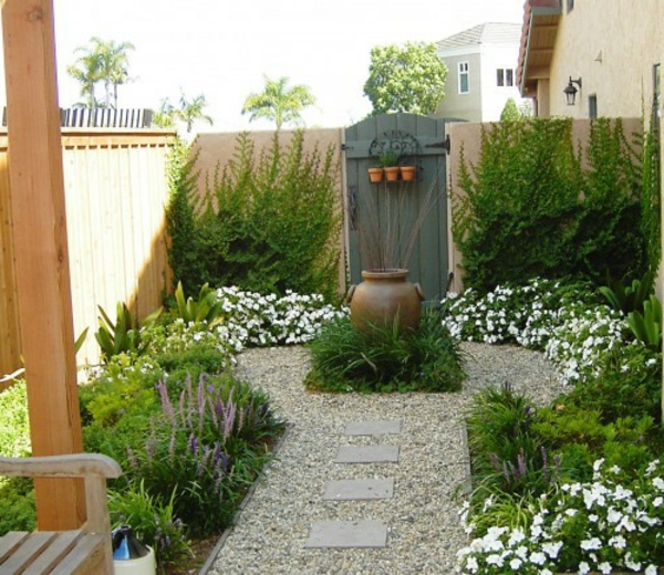 малка градина дизайн