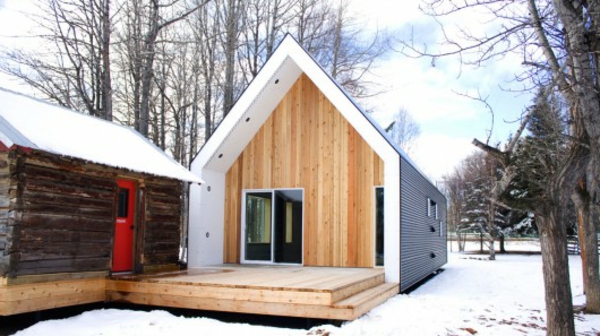 μικρά σπίτια - χτισμένο μέσα στο χειμώνα - όμορφο δασικό περιβάλλον