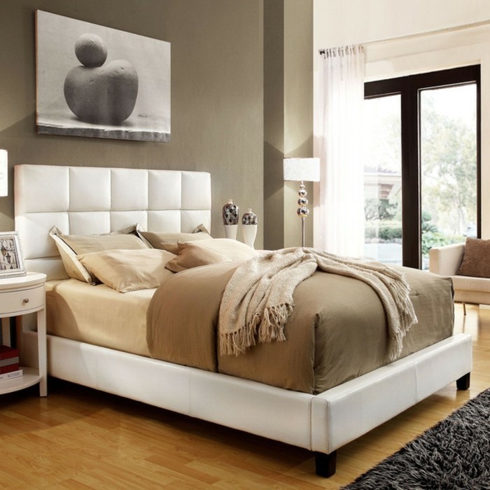pieni makuuhuoneen-beige-väri-hengen box-by-pehmustettu sänky
