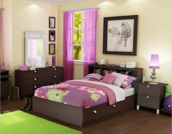mala spavaća soba-set-ružičast-naglasci-u-dnevni boravak