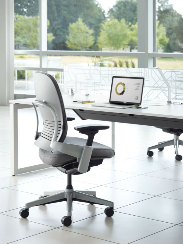 udobne Obrtne fotelje-s-modernog dizajna uredski stolac ergonomski