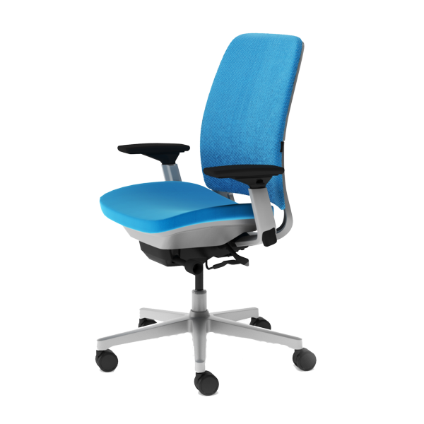 udoban okretni stolac-s-modernog dizajna-u svijetlo plava