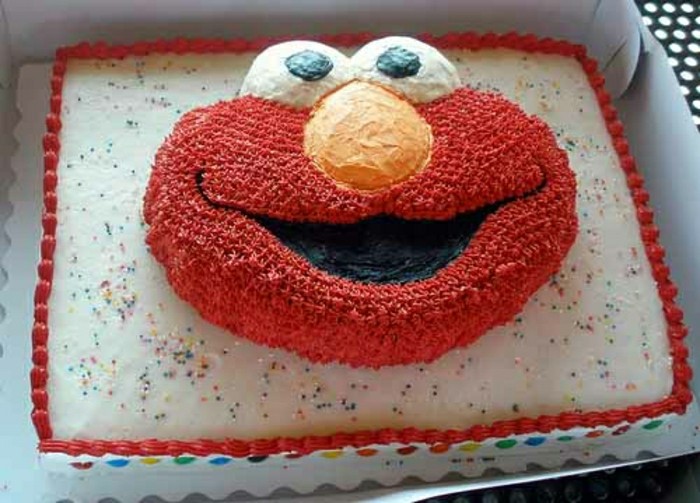 cake-for-születésnap-érdekes-ötletek-vörös krém