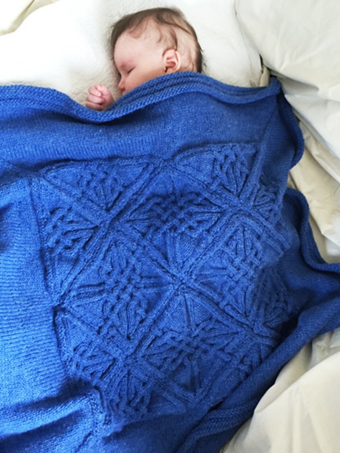 Kuscheldecke-crochet-un confortable sieste