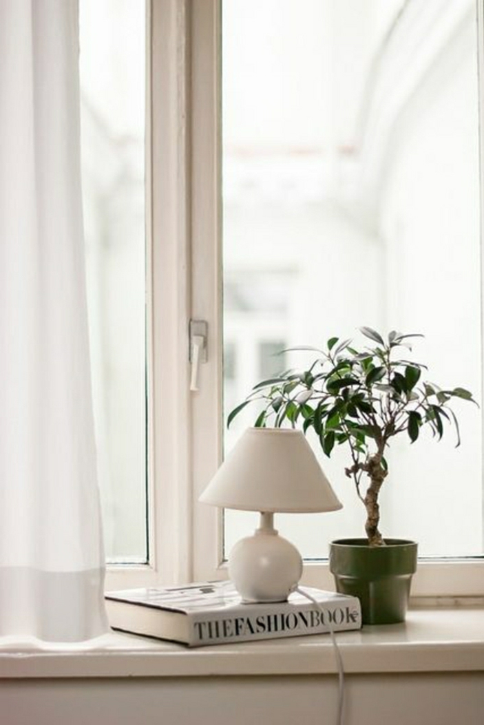Lampe pour rebord de fenêtre petit et décoratif lait blanc