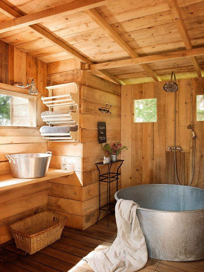 casa rústica-baño de madera con Óptica de la vendimia