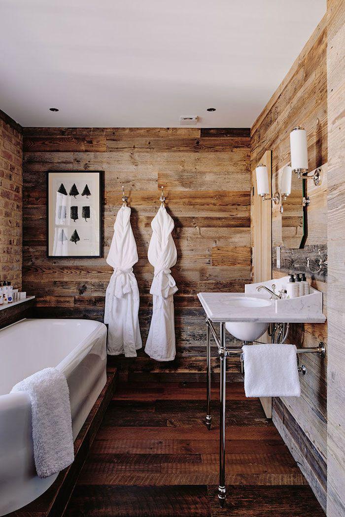 Kuća-kupatilo-drveni zid dizajn