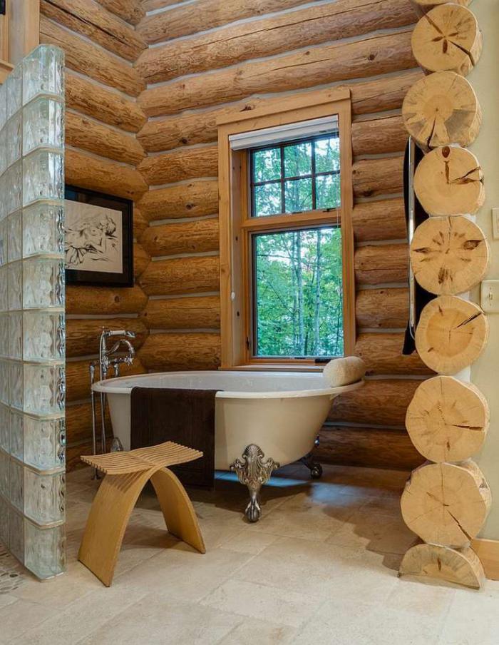 Kuća-kupatilo-jako-rustikalno drva