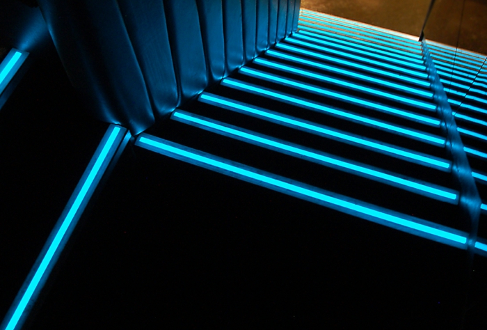 водена осветление на стълбище-хладен снимка, направена от Up