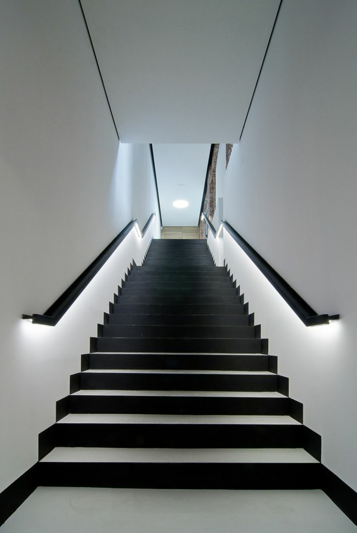 водена осветление на стълбище-оф-интериорен дизайн