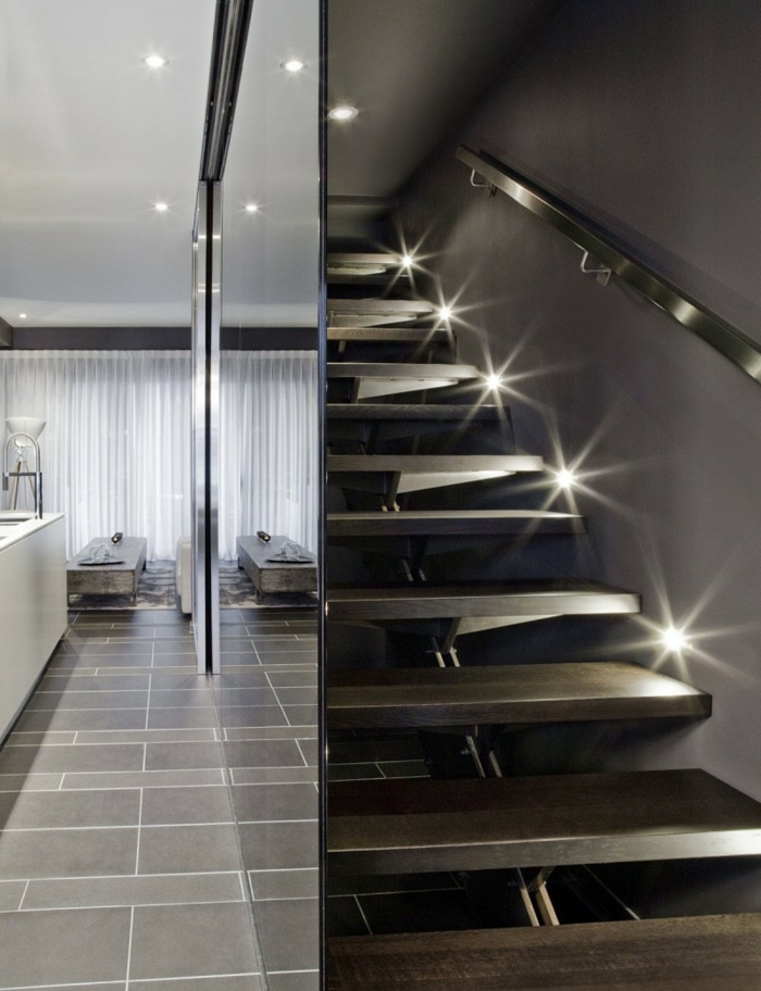 водена осветление на стълбище-много шик-интериорен дизайн