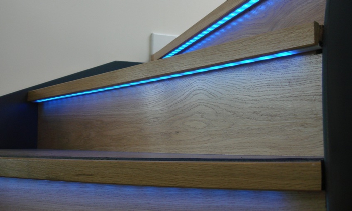 водена осветление на стълбище-супер-оригинален дизайн