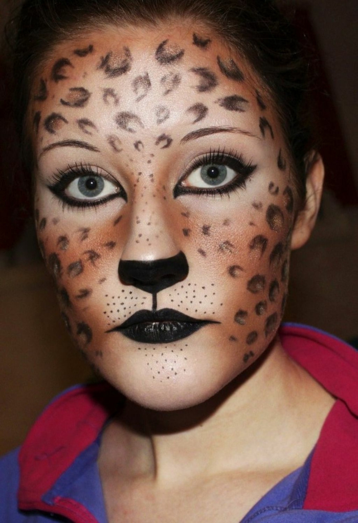 léopard face-maquillage noir-rhino-noir-lèvres